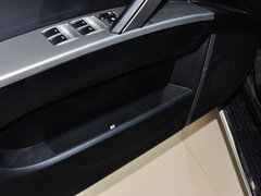 2012款 2.0L 手动 汽油两驱天窗版 5座
