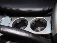 奥轩GX5 2012款 2.0L 手动 汽油两驱天窗版 5座