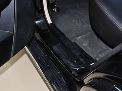 2012款 2.0L 手动 汽油两驱天窗版 5座