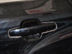 2012款 2.0L 手动 汽油两驱天窗版 5座