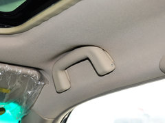2012款 2.0L 手动 汽油两驱天窗版 5座