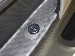 2012款 CROSS 1.3 手动 豪华型