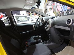 2012款 CROSS 1.3 手动 豪华型