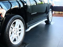 2013 2.4L CVT 炫黑导航版 5座