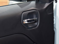 2013款 2.4L CVT 炫黑运动版 5座