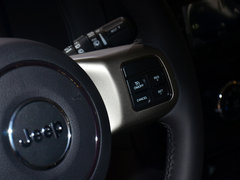 2013款 2.4L CVT 炫黑运动版 5座