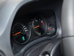 2013款 2.4L CVT 炫黑运动版 5座