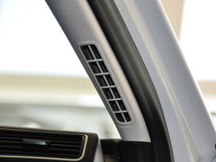 2012款 旅行版 2.0TSI 四驱舒适型