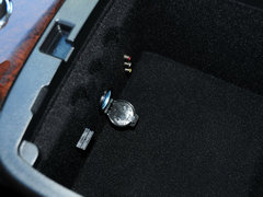 2013款 3.5L CVT 两驱卓越版 7座