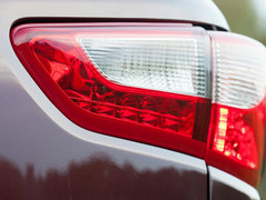 2013款 3.5L CVT 四驱全能版 7座