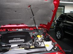 2013款 3.6L 撒哈拉两门版 4座