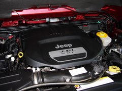 Jeep  3.6L 发动机主体特写