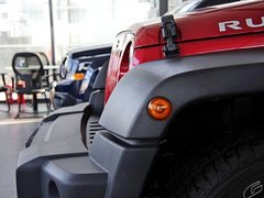 2013款 3.6L 撒哈拉两门版 4座
