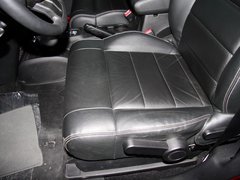 2013款 3.6L 撒哈拉两门版 4座