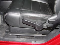 2013款 3.6L 撒哈拉两门版 4座