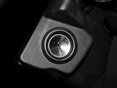 2013款 3.6L 撒哈拉两门版 4座