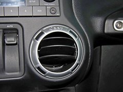 2013款 3.6L 撒哈拉两门版 4座