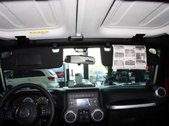 2013款 3.6L 撒哈拉两门版 4座