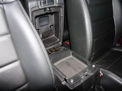 2013款 3.6L 撒哈拉两门版 4座