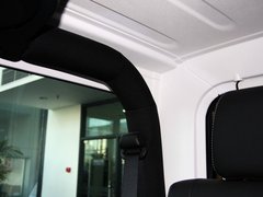 2013款 3.6L 撒哈拉两门版 4座