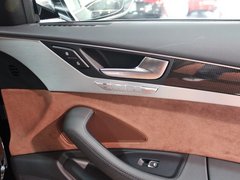 2013款 4.0TFSI quattro