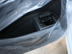 2013款 2.0L 自动 SE