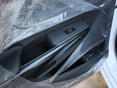 2013款 2.0L 自动 SE
