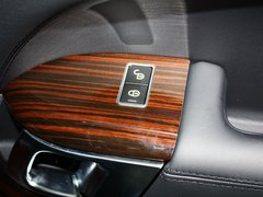 2013款 5.0L V8 NA Vogue 5座