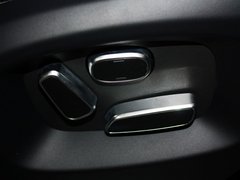 2013款 5.0L V8 NA Vogue 5座