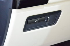 2013款 5.0L V8 NA Vogue SE 5座