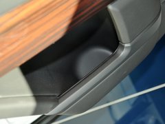 2013款 5.0L V8 NA Vogue SE 5座