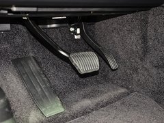 2013款 5.0L V8 NA Vogue SE 5座