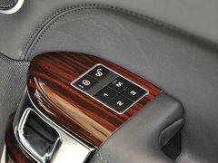 2013款 5.0L V8 NA Vogue SE 5座