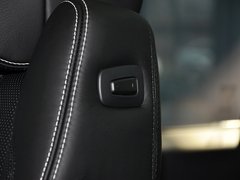 2013款 5.0L V8 NA Vogue SE 5座