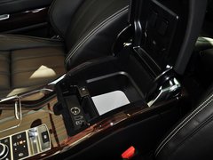 2013款 5.0L V8 NA Vogue SE 5座