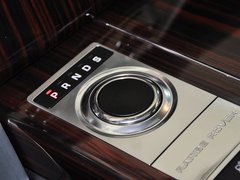 2013款 5.0L V8 NA Vogue SE 5座