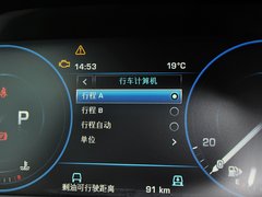 2013款 5.0L V8 NA Vogue SE 5座