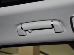 2013款 5.0L V8 NA Vogue SE 5座