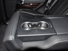 2013款 5.0L V8 NA Vogue SE 5座