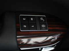 2013款 5.0L V8 NA Vogue SE 5座