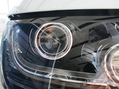 2013款 5.0L V8 NA Vogue SE 5座