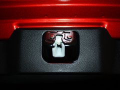 2012款 XL 1.6L 自动 尊贵版