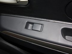 2012款 XL 1.6L 自动 尊贵版
