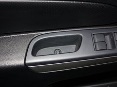 2012款 XL 1.6L 自动 尊贵版