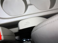 2012款 XL 1.6L 自动 尊贵版