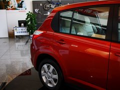 2012款 XL 1.6L 自动 尊贵版