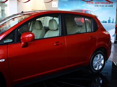 2012款 XL 1.6L 自动 尊贵版