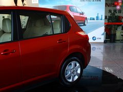 2012款 XL 1.6L 自动 尊贵版