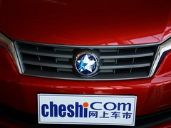 2012款 XL 1.6L 自动 尊贵版