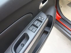 2012款 XL 1.6L 手动 尊贵版